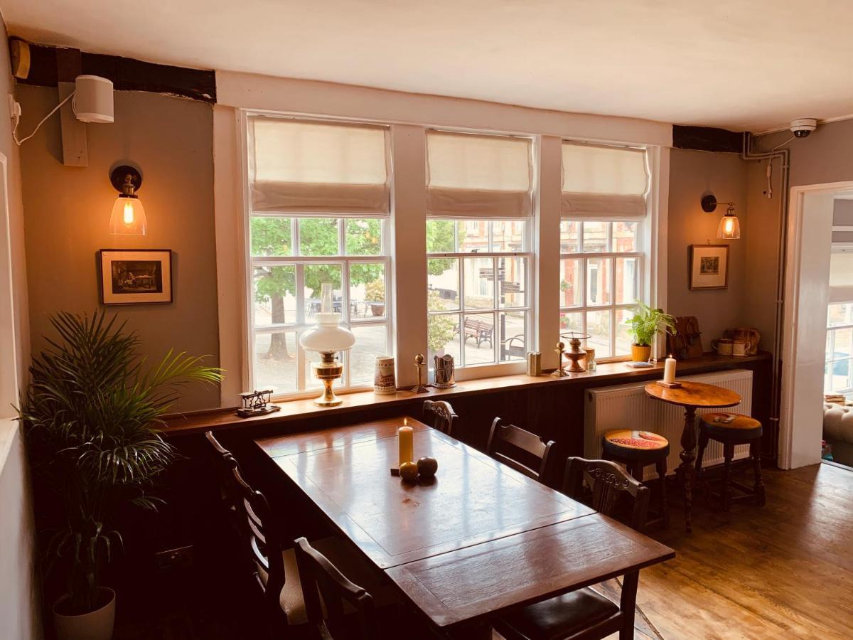 The Swan Inn Midhurst Dış mekan fotoğraf