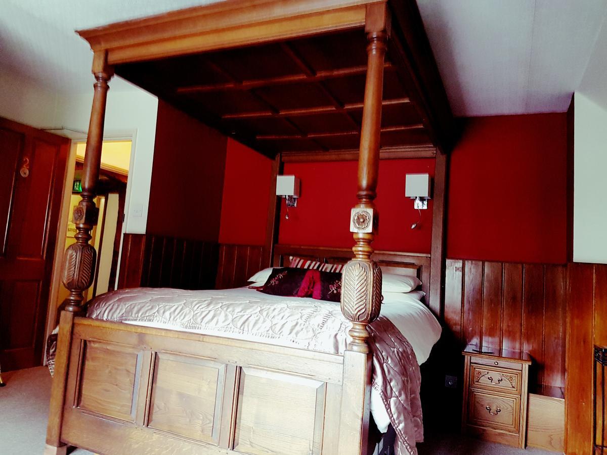 The Swan Inn Midhurst Dış mekan fotoğraf